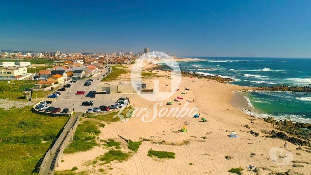 Terrenos Póvoa de Varzim - Fotos para Construa a sua casa de sonho na 1ª linha de mar (240-T-25070)