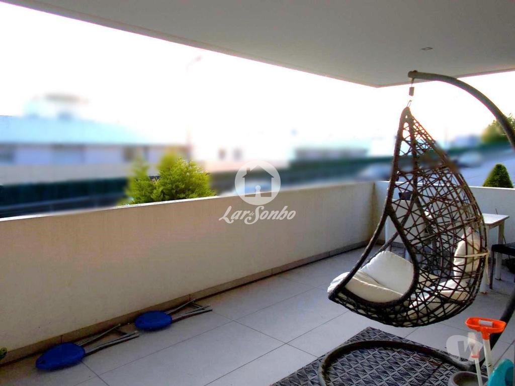Apartamentos a venda Braga - Fotos para Apartamento T3 como novo com G.F. p 2 carros em Nogueira, Braga