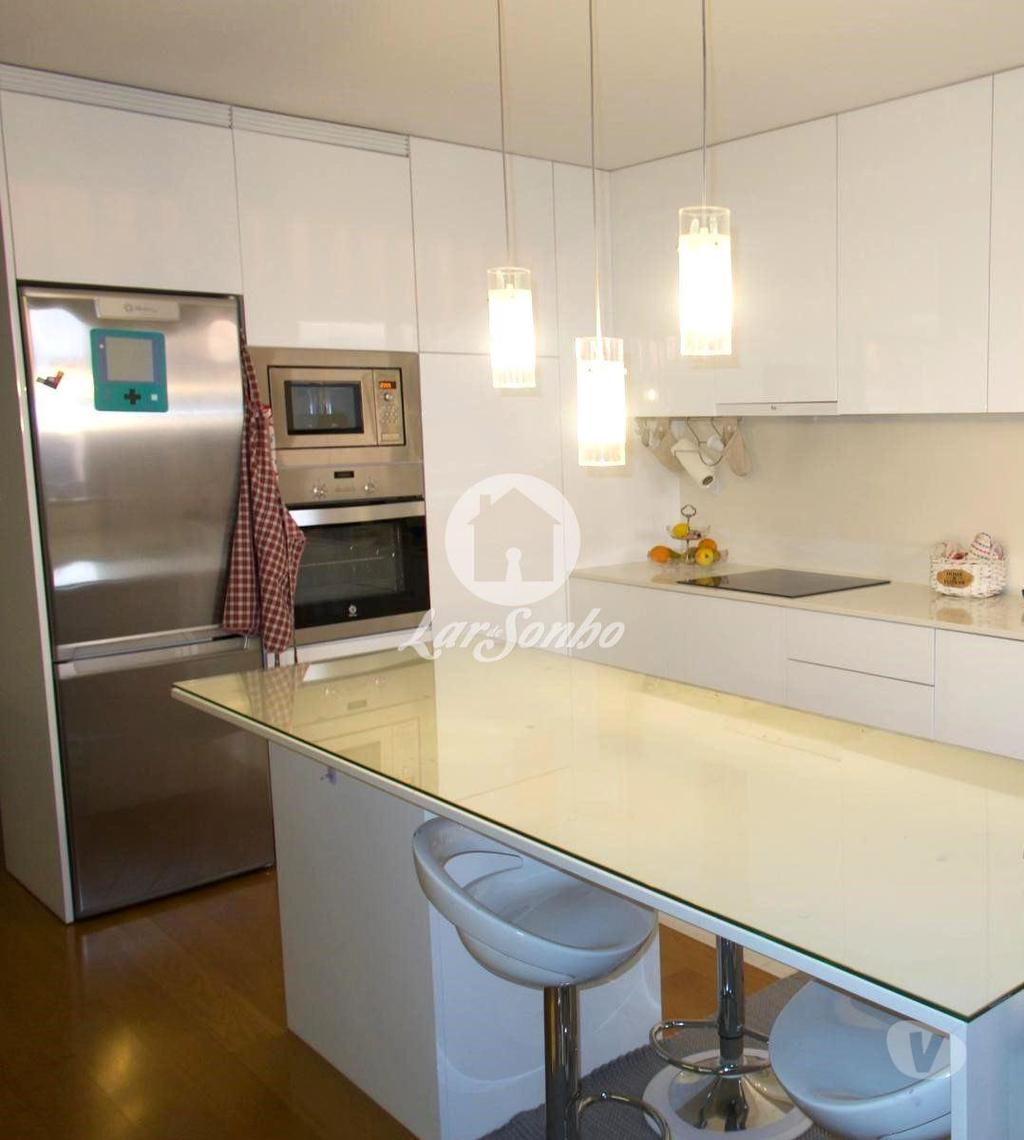 Apartamentos a venda Braga - Fotos para Apartamento T3 como novo com G.F. p 2 carros em Nogueira, Braga