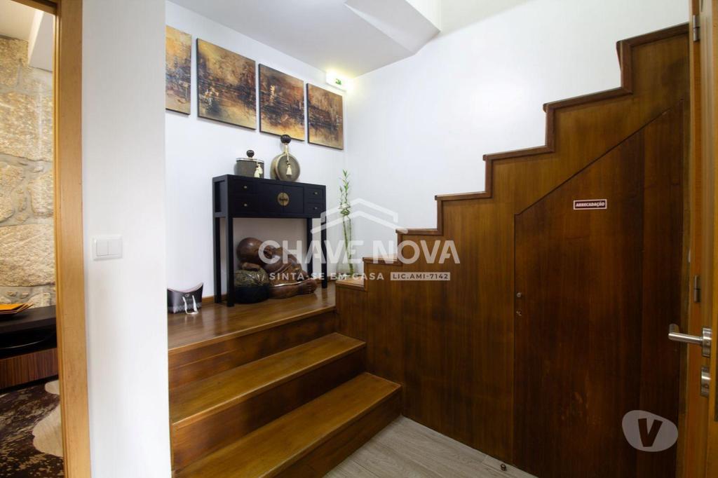 Apartamentos a venda Porto - Fotos para Moradia V5 com espaço exterior de 360m2 em Campanhã, Porto