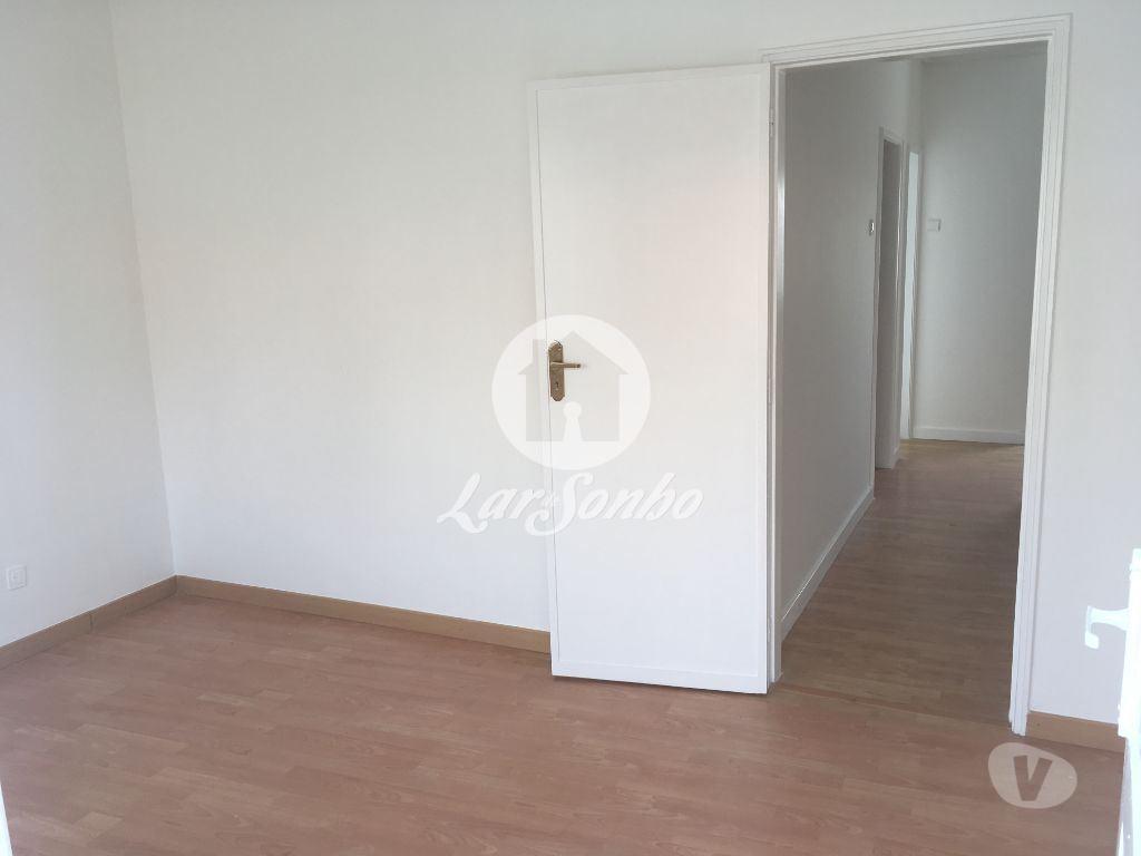 Apartamentos a venda Póvoa de Varzim - Fotos para Moradia M5 triplex no centro da Povoa de Varzim (240-M-20332)