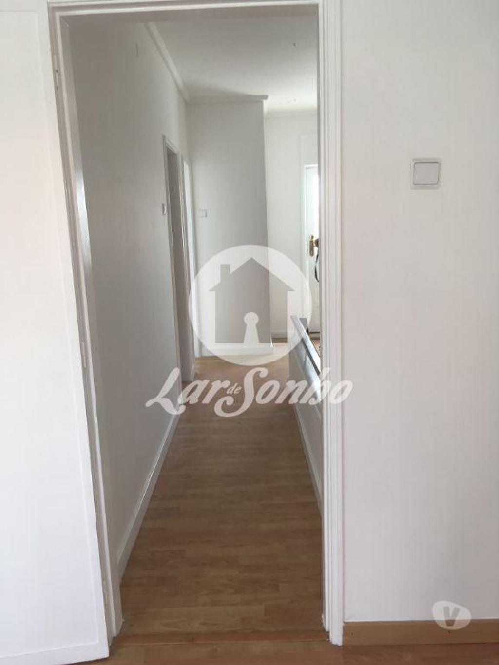 Apartamentos a venda Póvoa de Varzim - Fotos para Moradia M5 triplex no centro da Povoa de Varzim (240-M-20332)