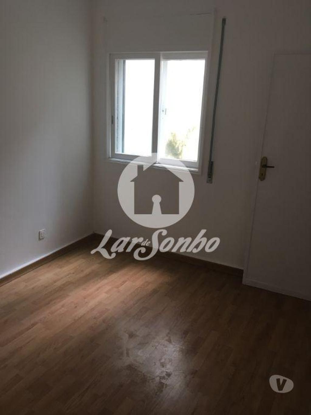 Apartamentos a venda Póvoa de Varzim - Fotos para Moradia M5 triplex no centro da Povoa de Varzim (240-M-20332)