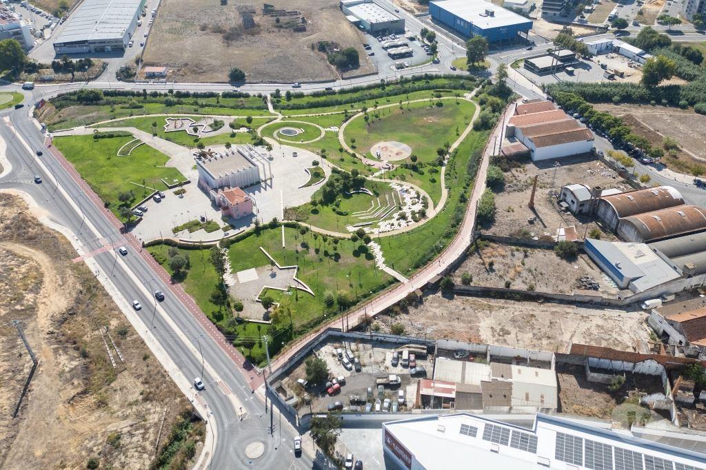Terrenos Montijo - Fotos para **"Oportunidade Única: Terreno Urbano de 1.921 m² no Montijo