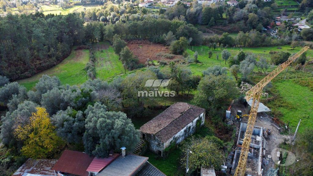 Comprar Loja Vila Verde - Fotos para Ruína Em Dossãos, Vila Verde!
