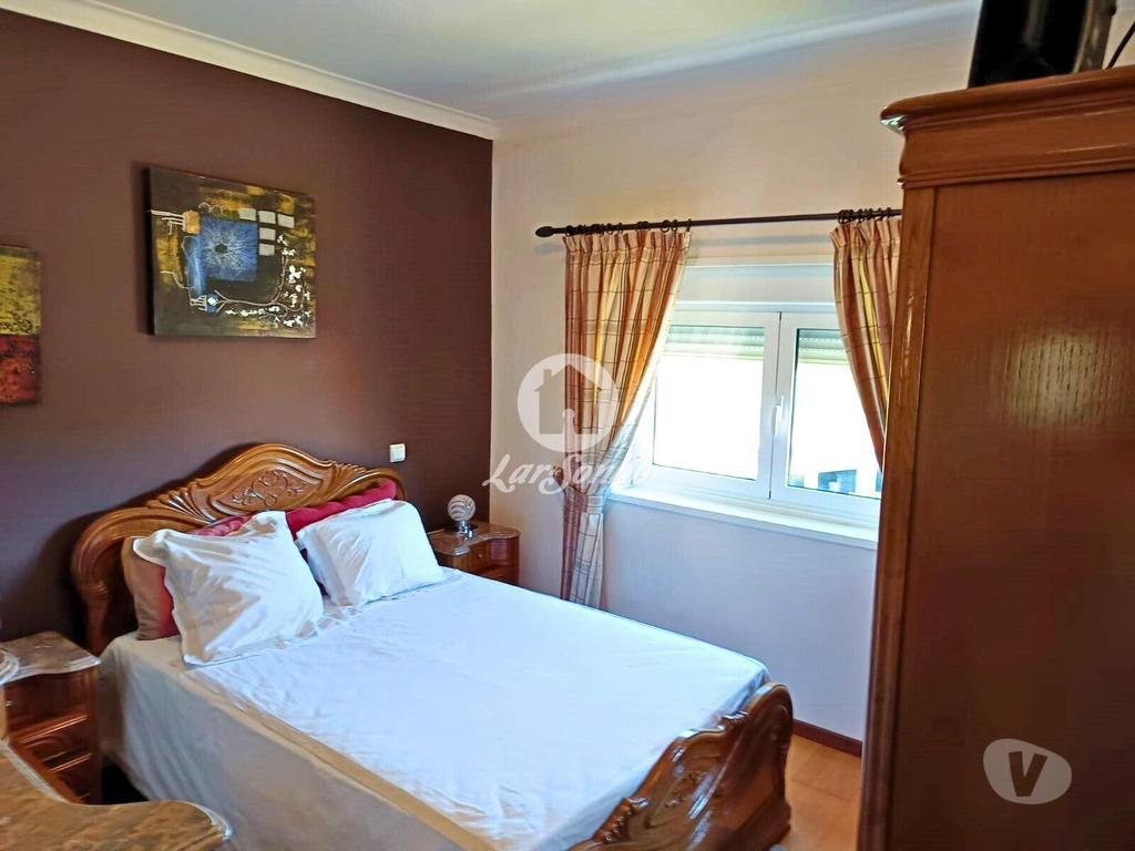 Apartamentos a venda Barcelos - Fotos para Barcelos-Moradia individual em Barcelos (265-M-01648)
