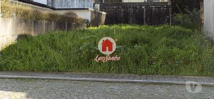 Terrenos - Fotos para Terreno de 200m2 em Zona Residencial: Ideal para Construção de