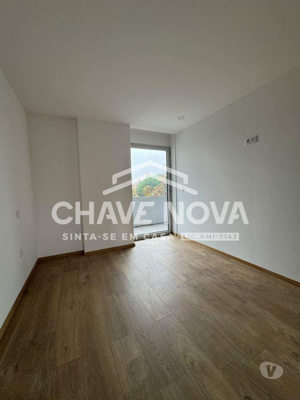 Imóveis para alugar Porto - Fotos para Arrendamento T1 c lugar de garagem no Porto