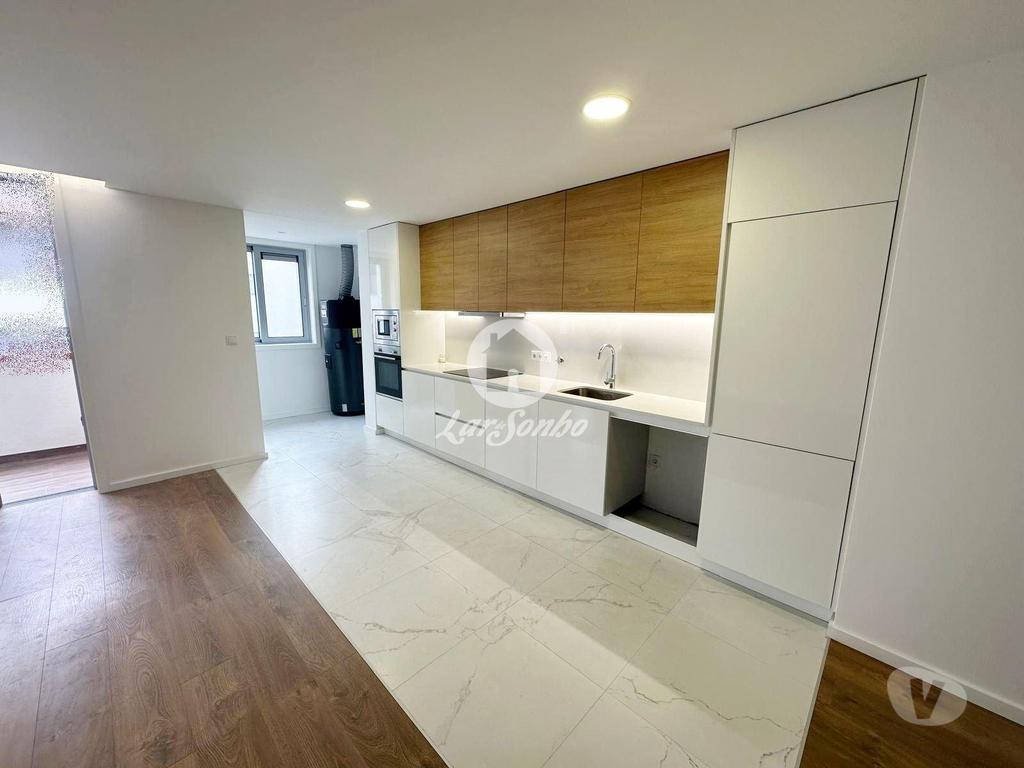 Apartamentos a venda Póvoa de Varzim - Fotos para Apartamento T2 como novo com Garagem Fechada no centro da Póvoa