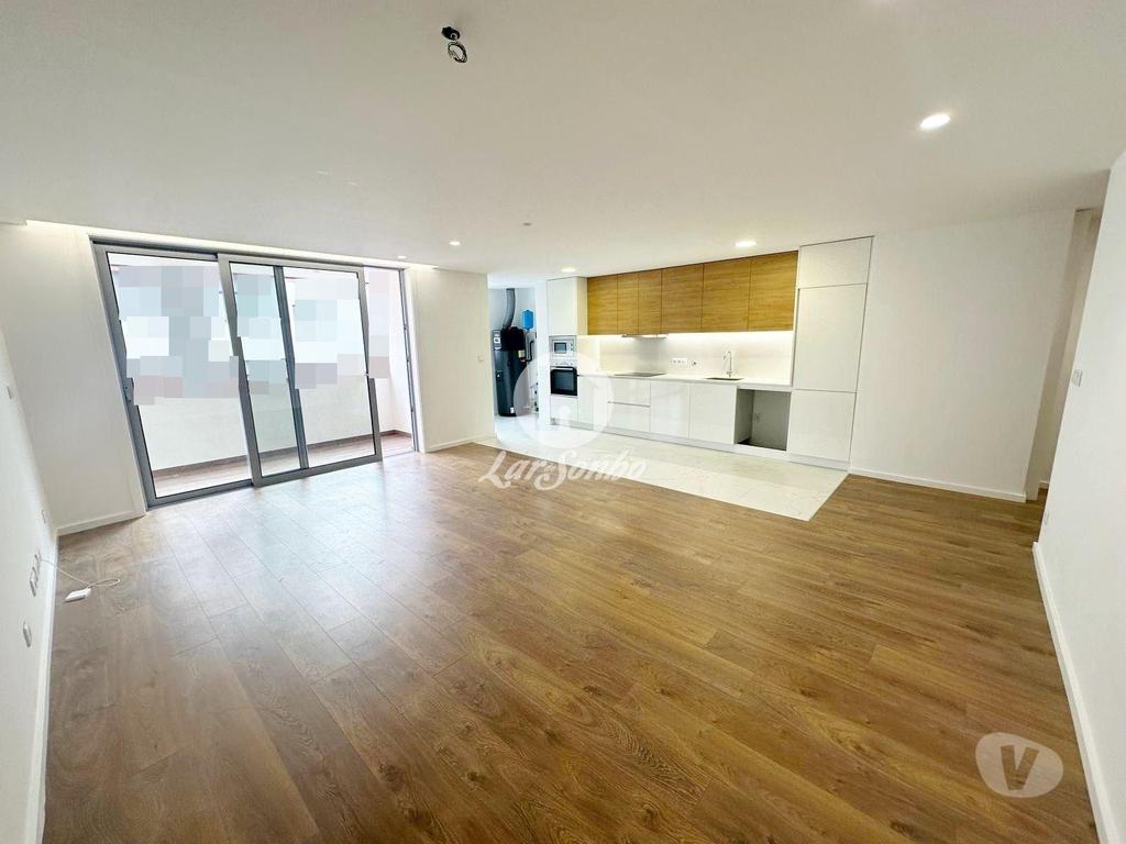 Apartamentos a venda Póvoa de Varzim - Fotos para Apartamento T2 como novo com Garagem Fechada no centro da Póvoa
