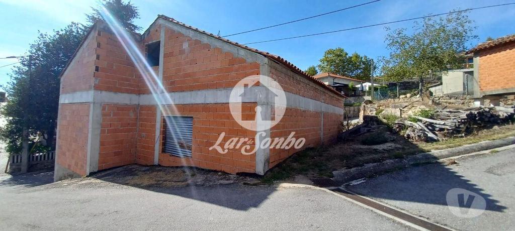 Apartamentos a venda Montalegre - Fotos para Moradia individual em grosso com projeto aprovado em Cabril,
