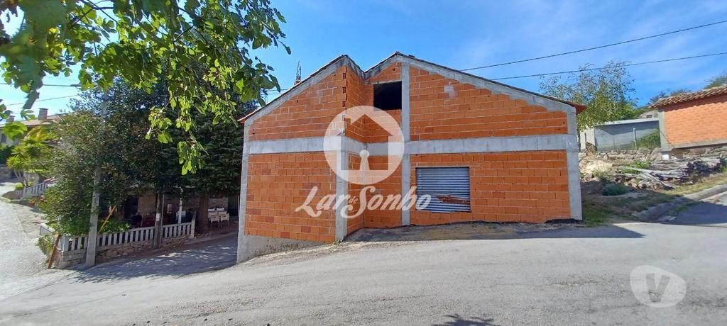 Apartamentos a venda Montalegre - Fotos para Moradia individual em grosso com projeto aprovado em Cabril,