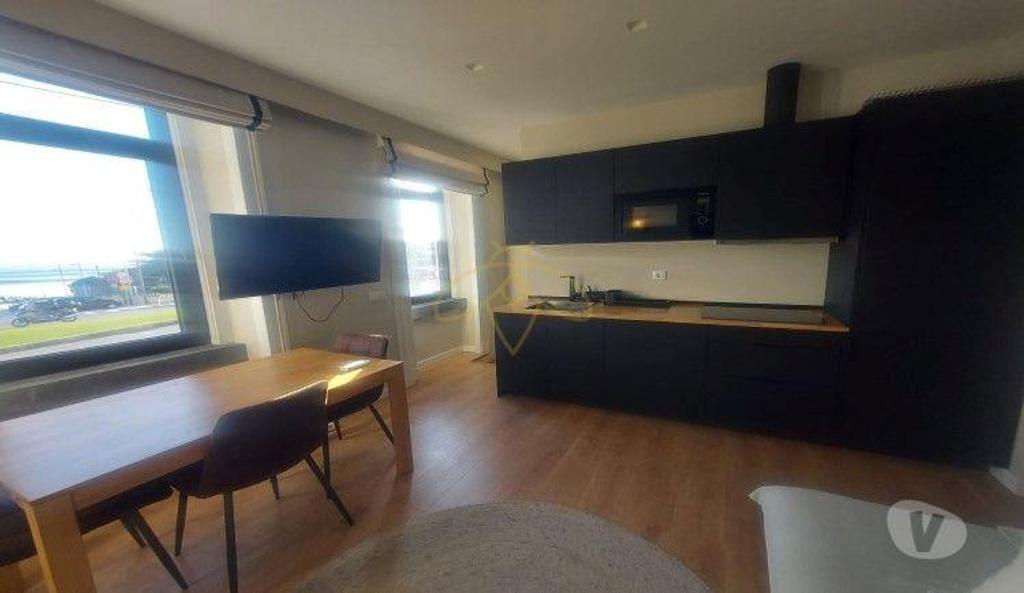 Imóveis para alugar Cascais - Fotos para Apartamento T2 Vista Frontal de mar, 50 metros da Praia -...