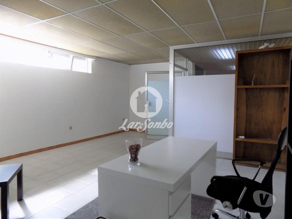 Comprar Loja Vila Nova de Famalicão - Fotos para Loja com 30 m2 no centro da cidade de V.N. de Famalicão