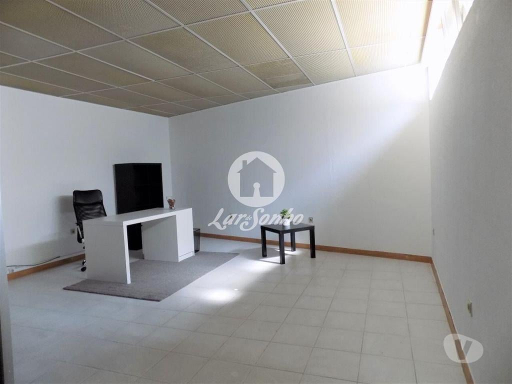 Comprar Loja Vila Nova de Famalicão - Fotos para Loja com 30 m2 no centro da cidade de V.N. de Famalicão