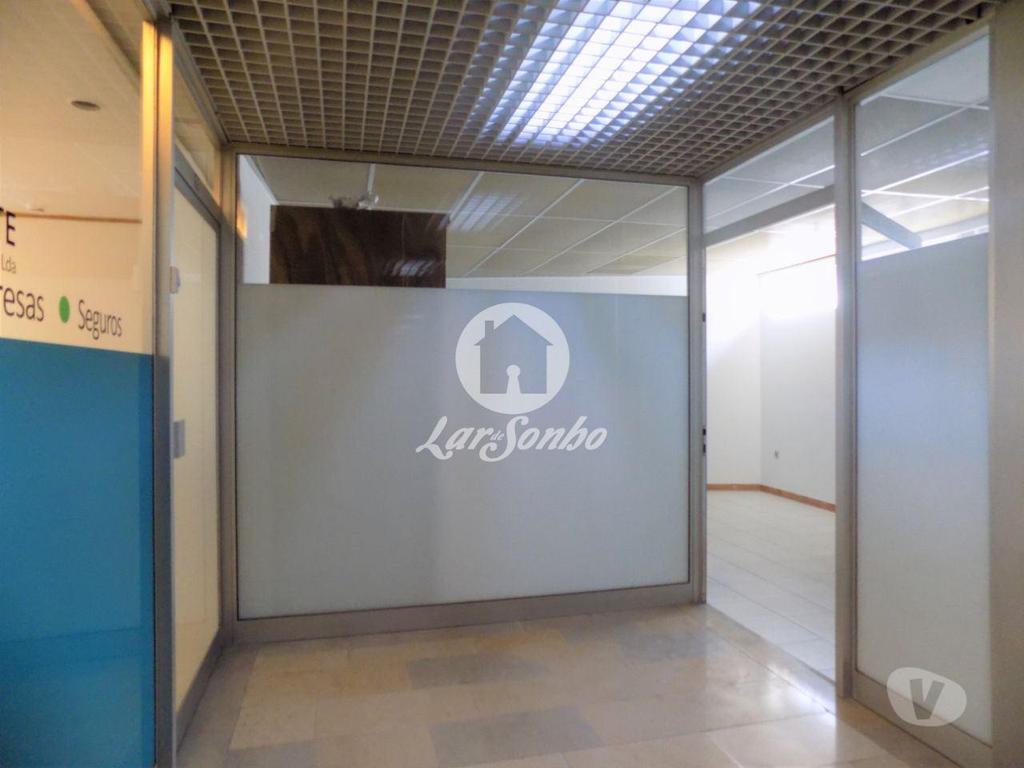 Comprar Loja Vila Nova de Famalicão - Fotos para Loja com 30 m2 no centro da cidade de V.N. de Famalicão
