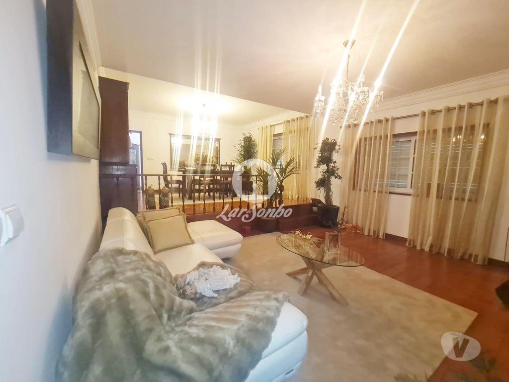 Apartamentos a venda Guimarães - Fotos para Excelente moradia T4 c jardim em Serzedelo, Guimarães!