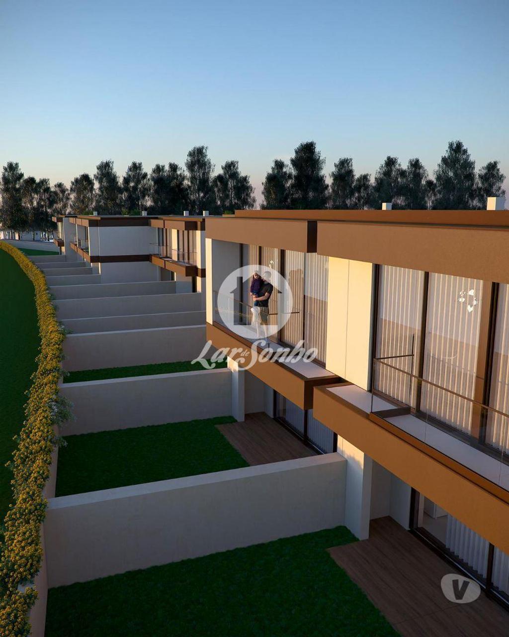 Apartamentos a venda Vila do Conde - Fotos para Moradias T3 e T4 NOVAS c garagem fechada e piscina em Árvore,