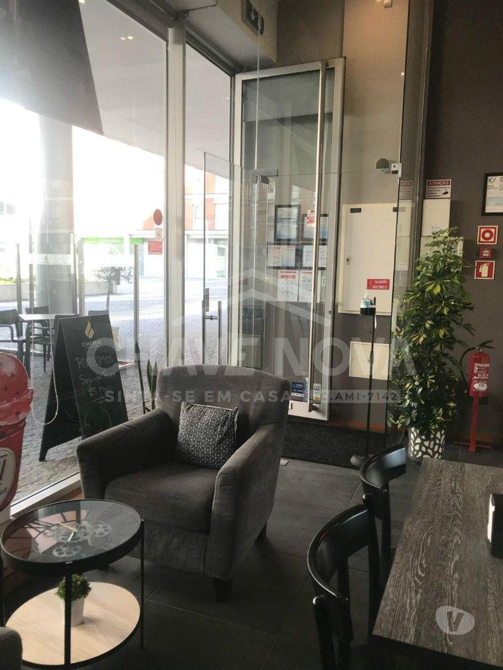 Comprar Loja Porto - Fotos para Trespasse de Café Snack Bar próximo ao Pólo Universitário e...