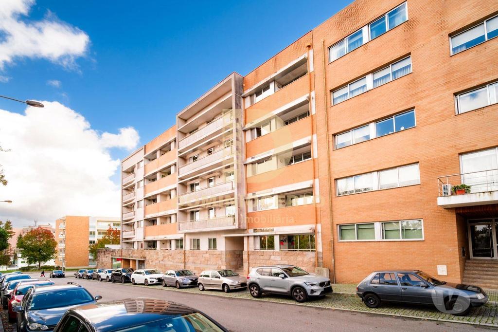 Apartamentos a venda Maia - Fotos para Espetacular T2 nos Maninhos - 145m2 -Box 2 carros-Elevador