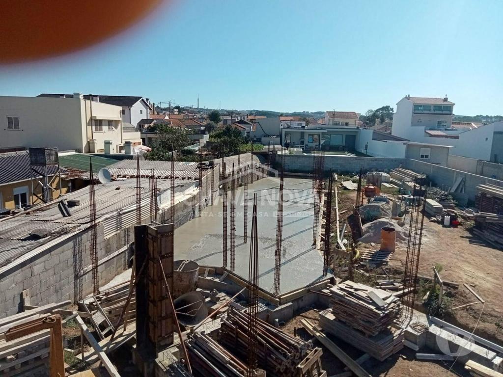 Terrenos Vila Nova de Gaia - Fotos para Projeto de moradia térrea em construção, situada em Madalena