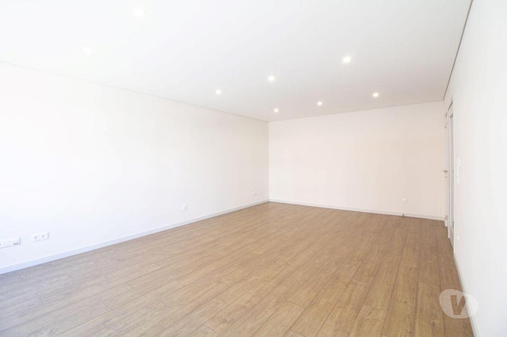 Apartamentos a venda Porto - Fotos para T2 Novo na Rua Ricardo Severo, Avenida da Boavista (LUX 00114)