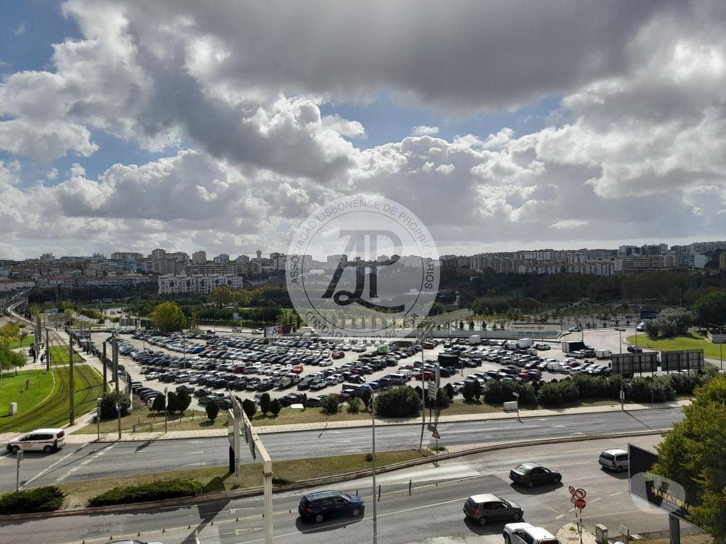 Imóveis para alugar Almada - Fotos para PÇT BENTO GONÇALVES 18 2DTO