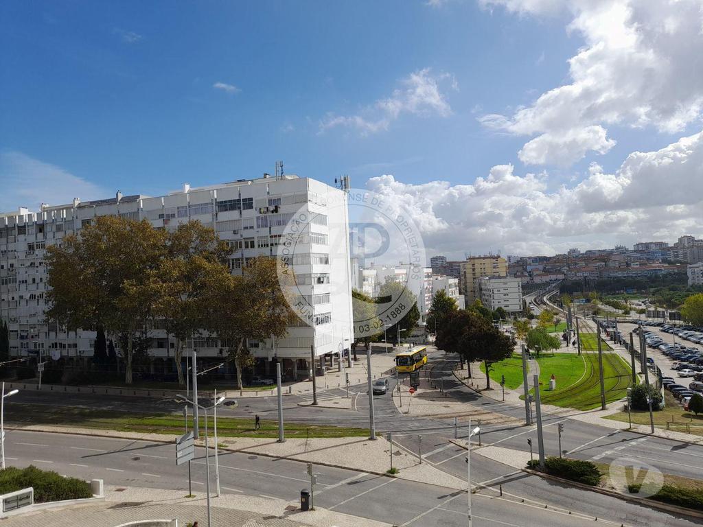 Imóveis para alugar Almada - Fotos para PÇT BENTO GONÇALVES 18 2DTO