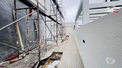 Imóveis para venda - Fotos para Oportunidade Imperdível em Fernão Ferro Moradia Geminada Nova!