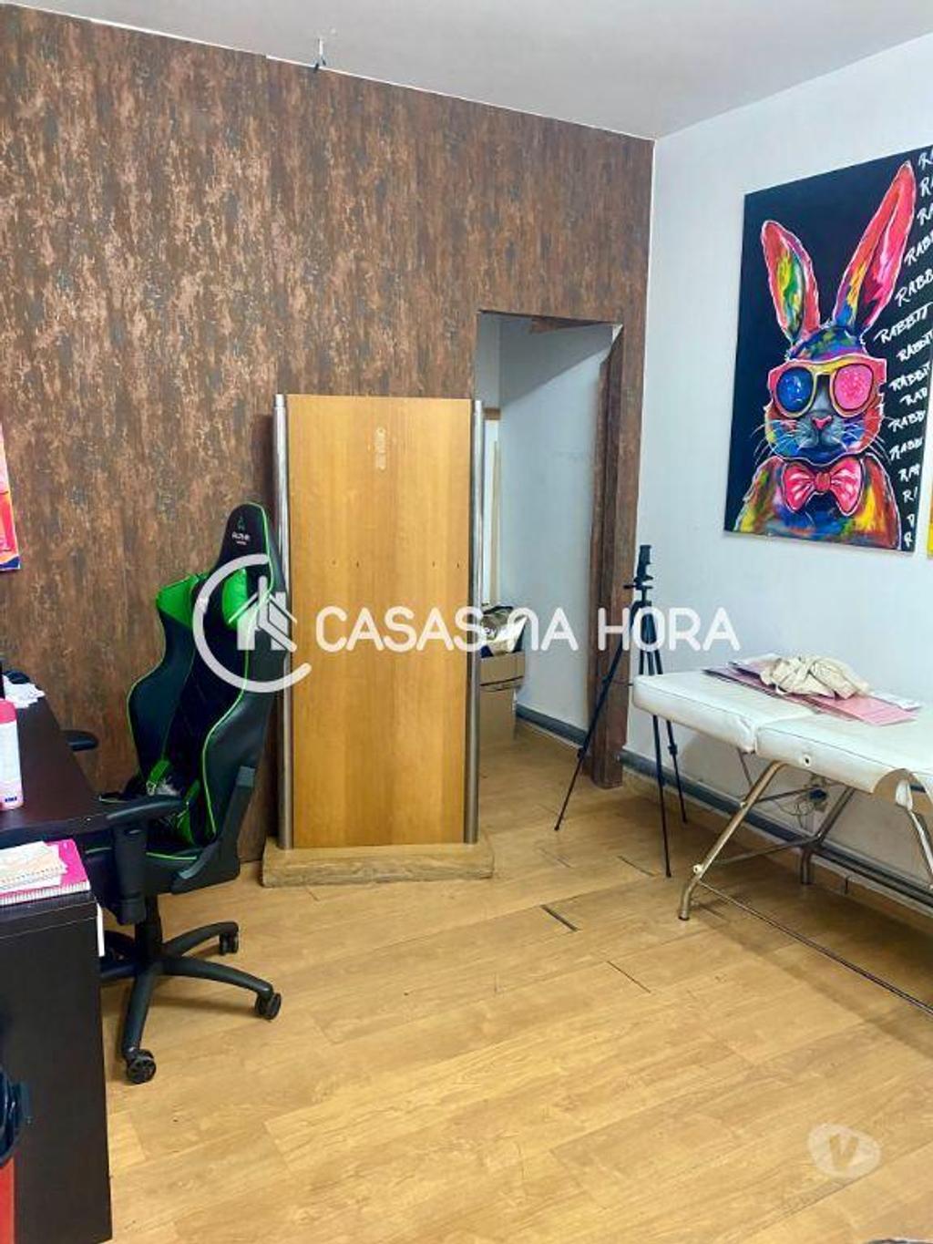 Comprar Loja Almada - Fotos para Espaço Comercial para Venda no centro comercial Manuel Bica...