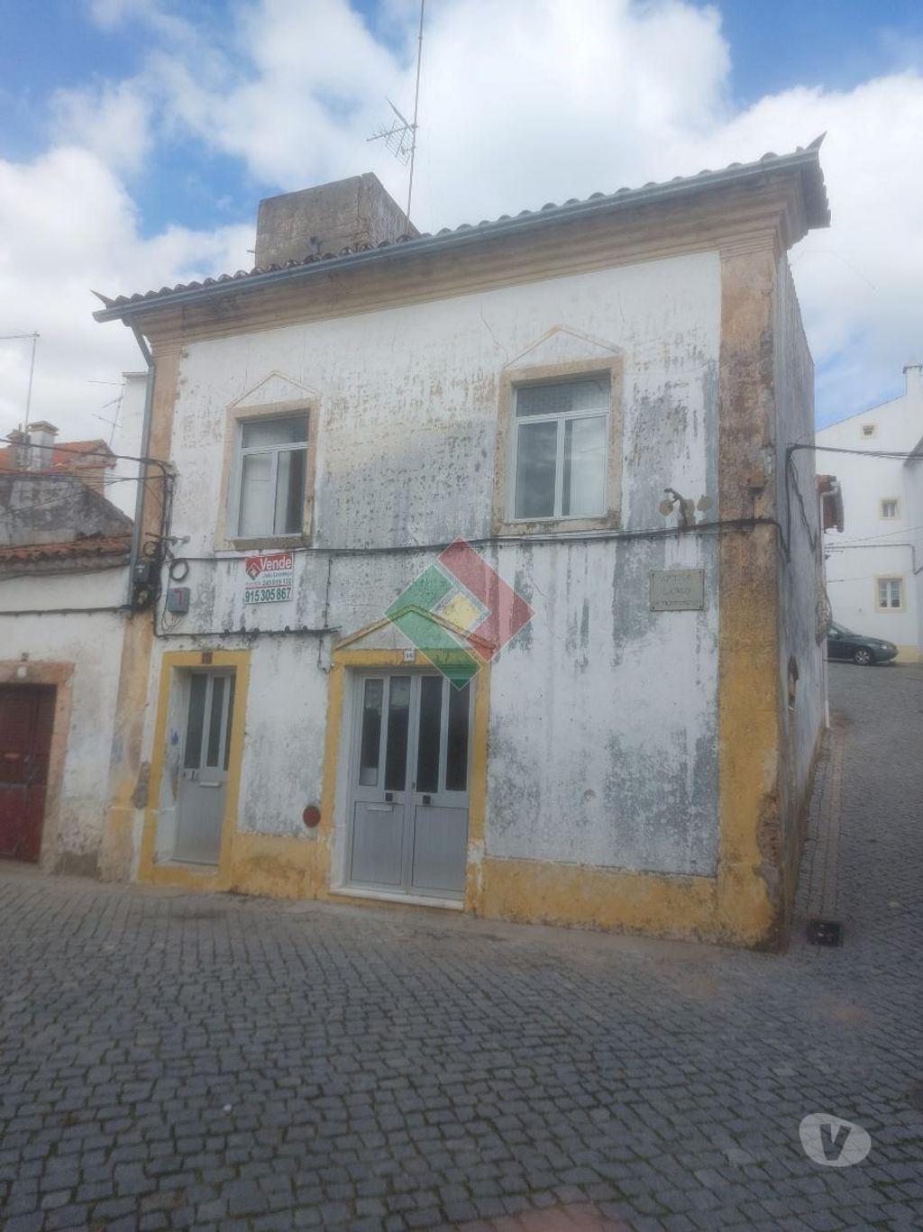 Apartamentos a venda Portalegre - Fotos para Moradia de gaveto, para venda, Portalegre - Sé e São Lourenço