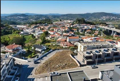 Terrenos a venda - Fotos para Lote para moradia individual, para venda, Guimarães - Mesão Frio