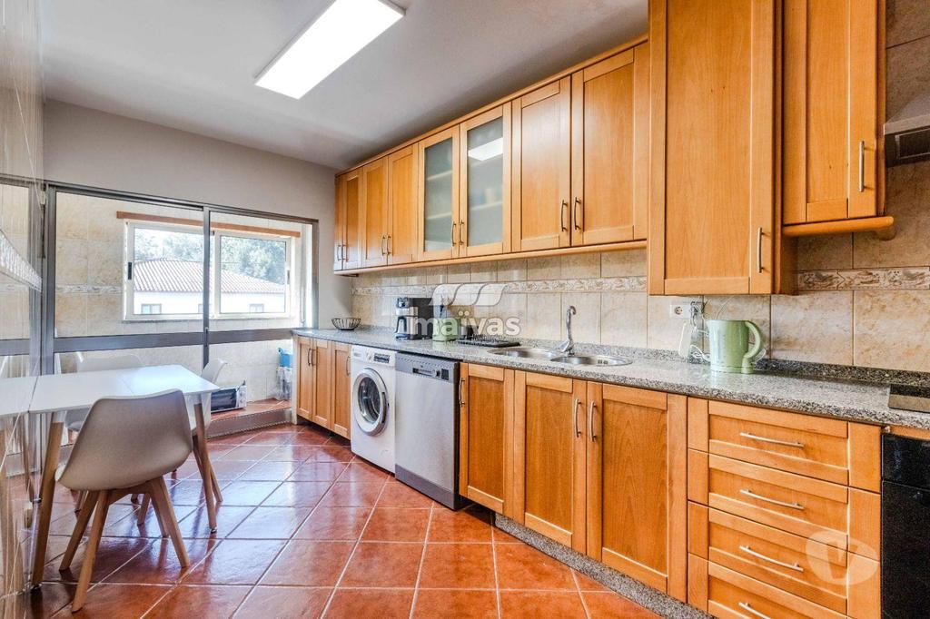 Apartamentos a venda Vila Verde - Fotos para Vila-verde-Apartamento T2+1 em Prado! (A001-0254)