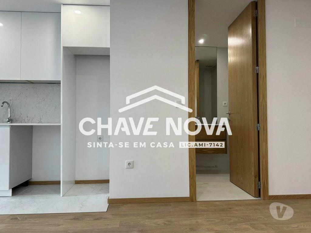 Imóveis para alugar Porto - Fotos para Arrendamento T2 c 2 lugares de garagem no Porto