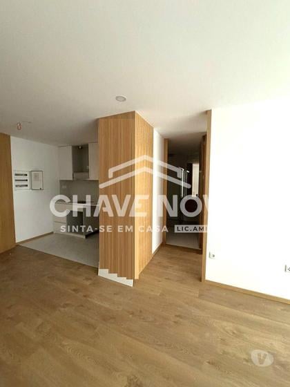 Casas para alugar - Fotos para Arrendamento T1 c lugar de garagem no Porto