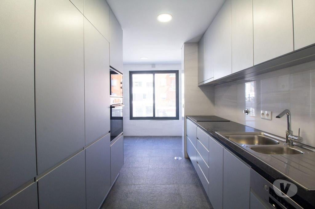 Apartamentos a venda Porto - Fotos para Porto-T2 Novo na Avenida da Boavista (LUX 00115)
