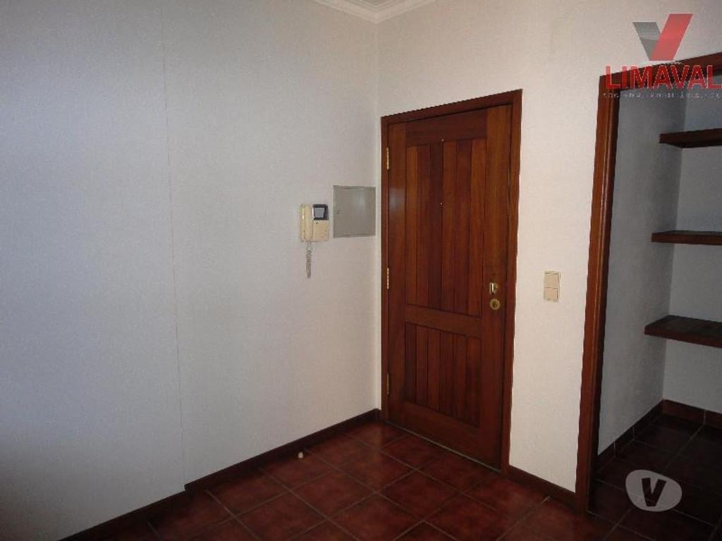 Apartamentos a venda Braga - Fotos para T2 Luis Soares Barbosa nº 34, 2º Direito Centro Nascente (00745)