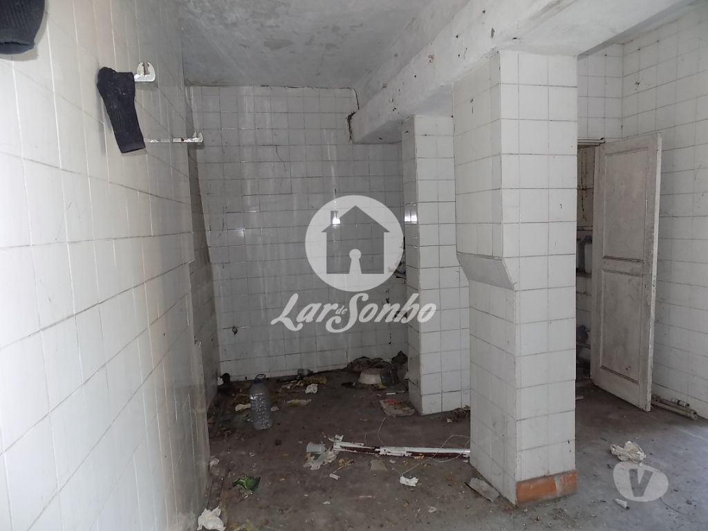 Apartamentos a venda Vila Nova de Famalicão - Fotos para Moradia p recuperar M3 - Bairro (240-M-20299)