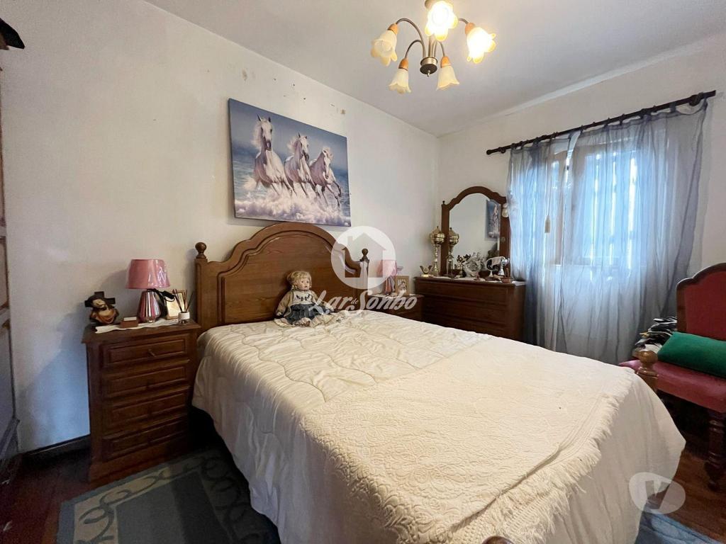 Apartamentos a venda Vila Nova de Famalicão - Fotos para Moradia Isolada T4 c 1200m2 em Telhado, V.N. Famalicão.