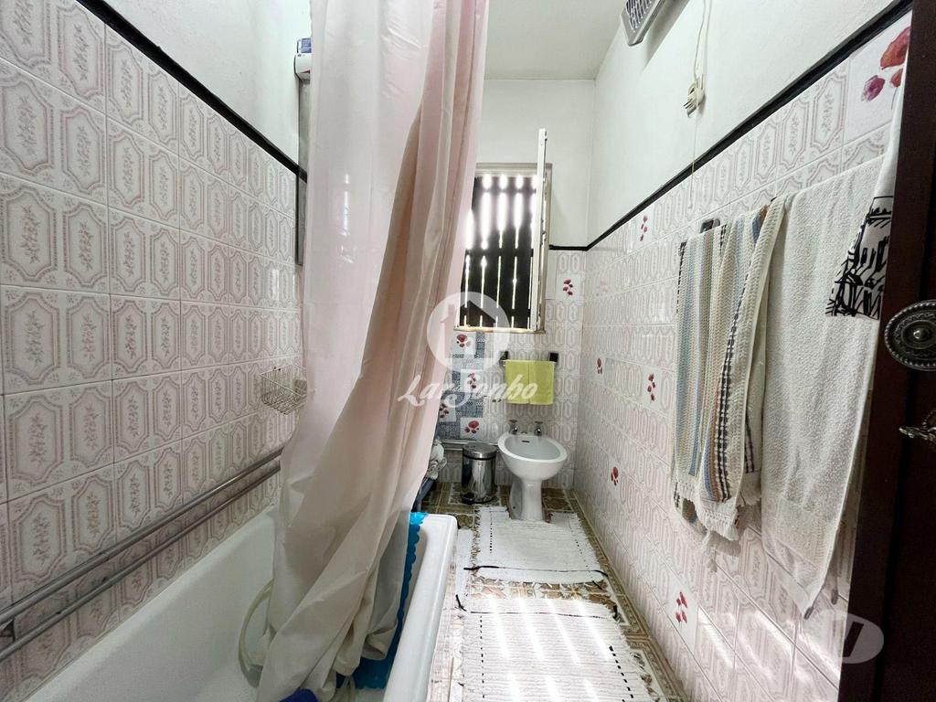 Apartamentos a venda Vila Nova de Famalicão - Fotos para Moradia Isolada T4 c 1200m2 em Telhado, V.N. Famalicão.