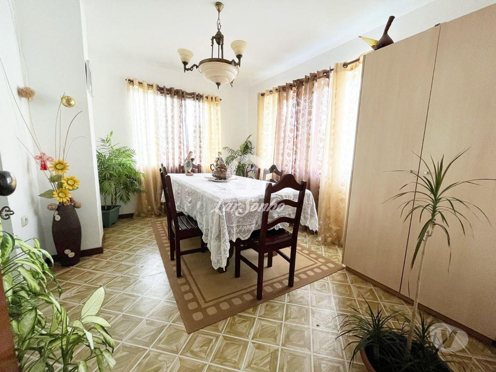 Apartamentos a venda Vila Nova de Famalicão - Fotos para Moradia Isolada T4 c 1200m2 em Telhado, V.N. Famalicão.