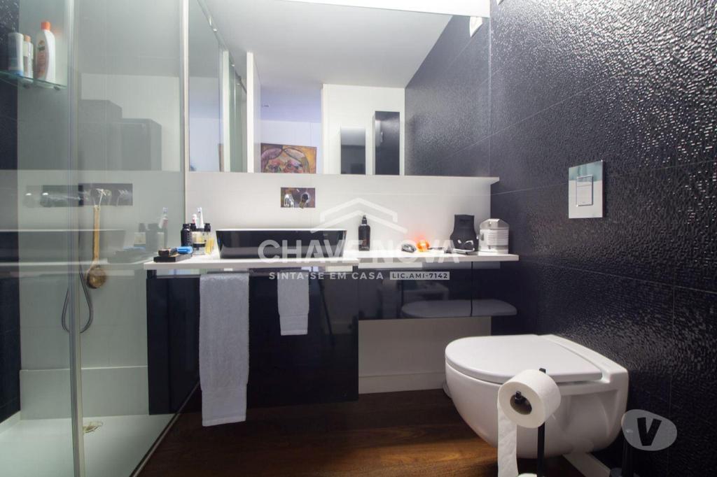 Apartamentos a venda Vila Nova de Gaia - Fotos para Moradia T4 c piscina S. Félix da Marinha (AR 04545)