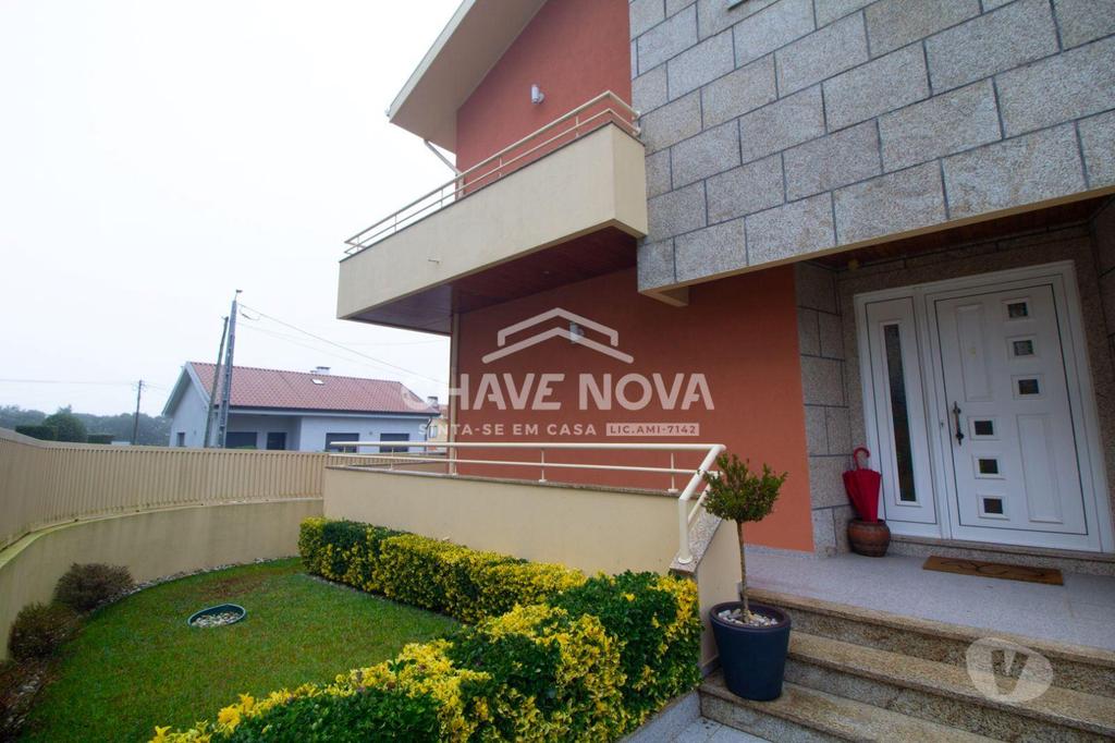 Apartamentos a venda Vila Nova de Gaia - Fotos para Excelente moradia T4, a 500 metros da nova rotunda de Santo