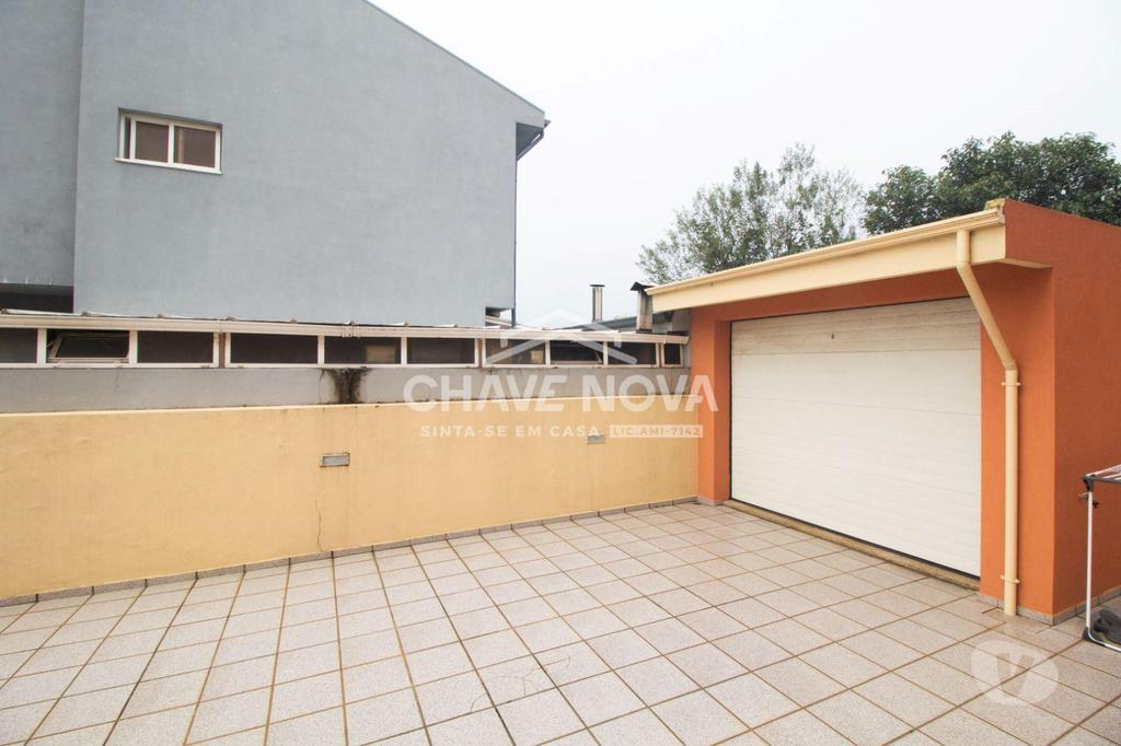 Apartamentos a venda Vila Nova de Gaia - Fotos para Excelente moradia T4, a 500 metros da nova rotunda de Santo