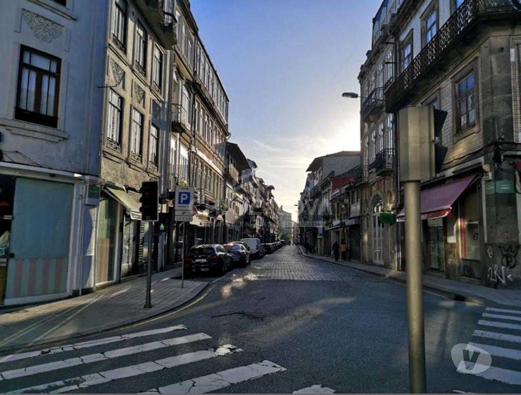 Comprar Loja Porto - Fotos para Restaurante para trespasse à Praça dos Poveiros
