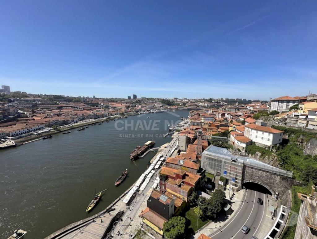 Comprar Loja Porto - Fotos para Restaurante para trespasse à Praça dos Poveiros