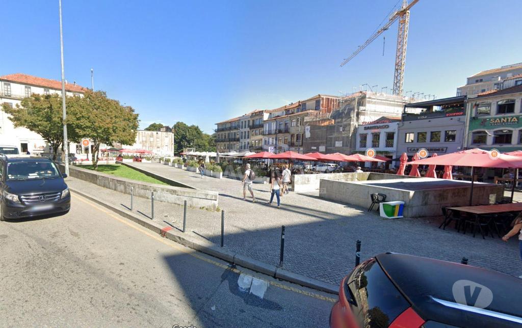 Comprar Loja Porto - Fotos para Restaurante para trespasse à Praça dos Poveiros