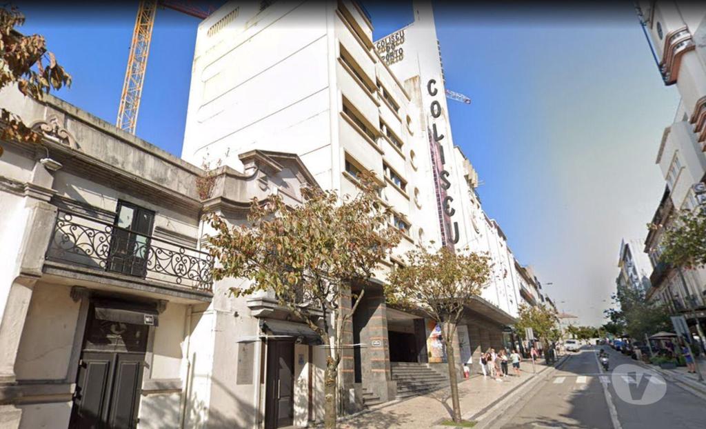 Comprar Loja Porto - Fotos para Restaurante para trespasse à Praça dos Poveiros