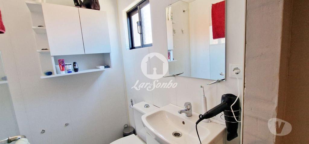 Apartamentos a venda Vila do Conde - Fotos para Moradia T2 individual com terraço e armazém na Junqueira, Vila