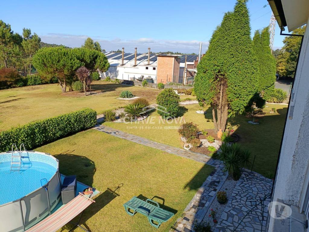Apartamentos a venda Barcelos - Fotos para Moradia isolada T3, c terreno ajardinado de 4000m2 . Barcelos